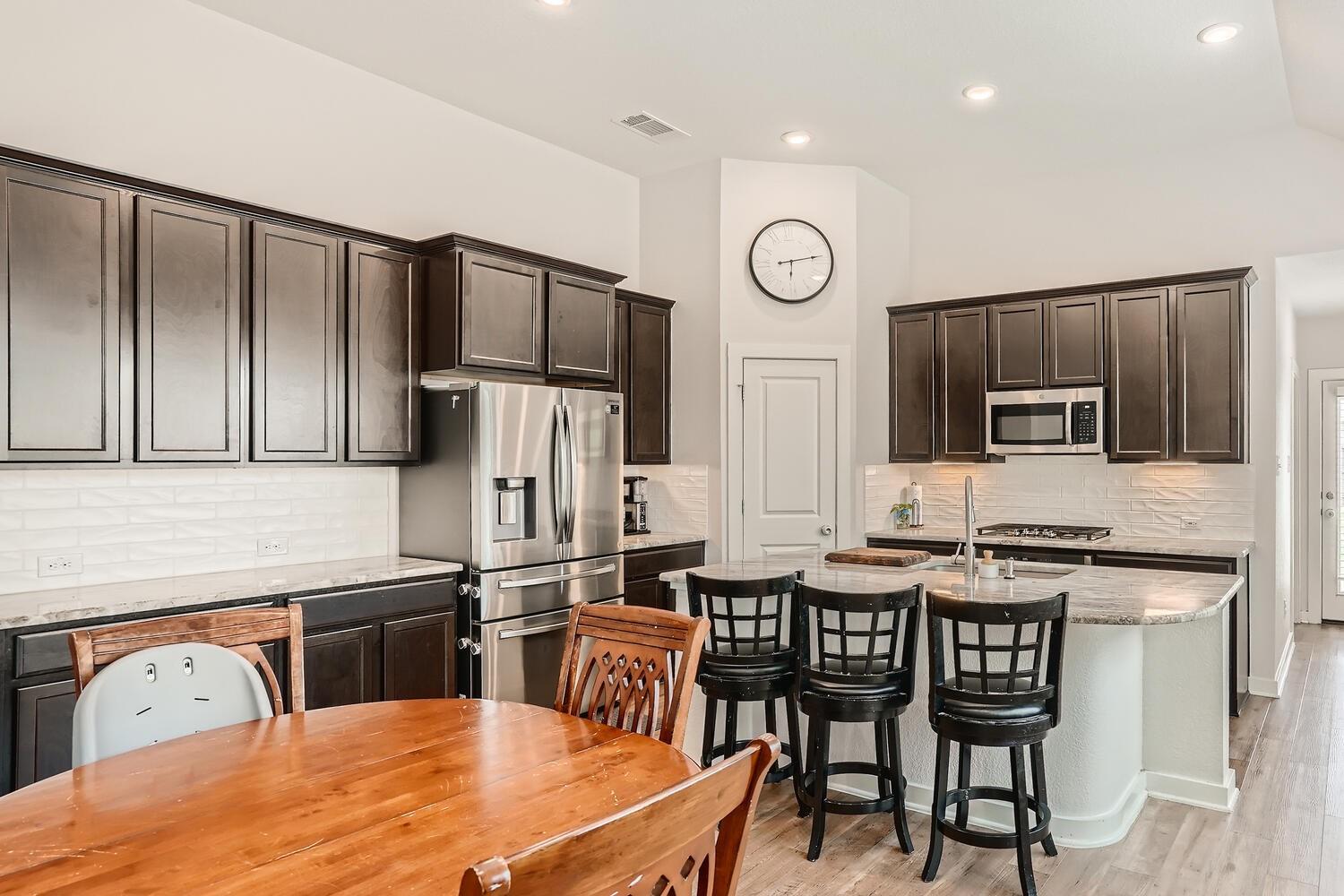231  Spinnaker Loop, photo 11