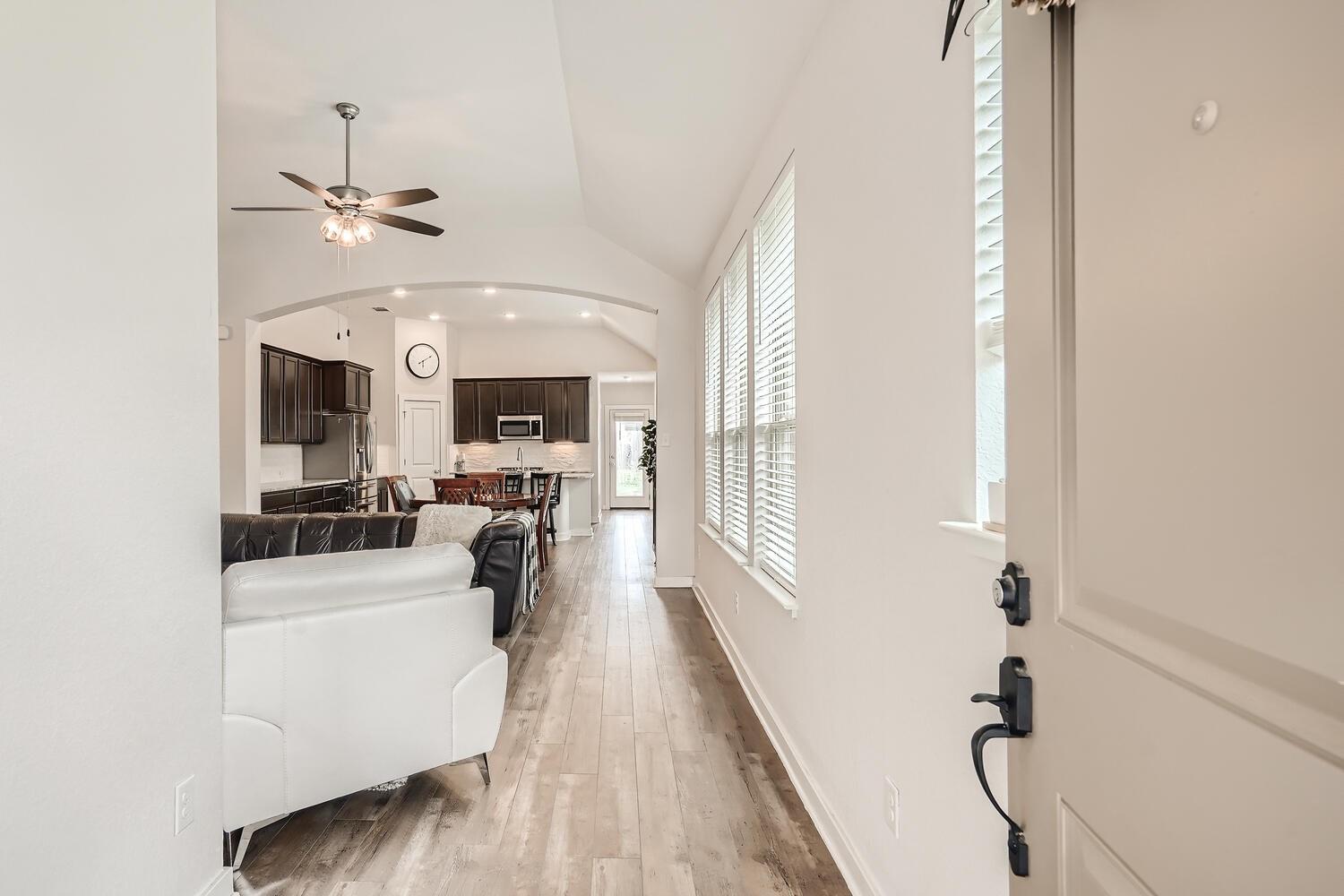 231  Spinnaker Loop, photo 4