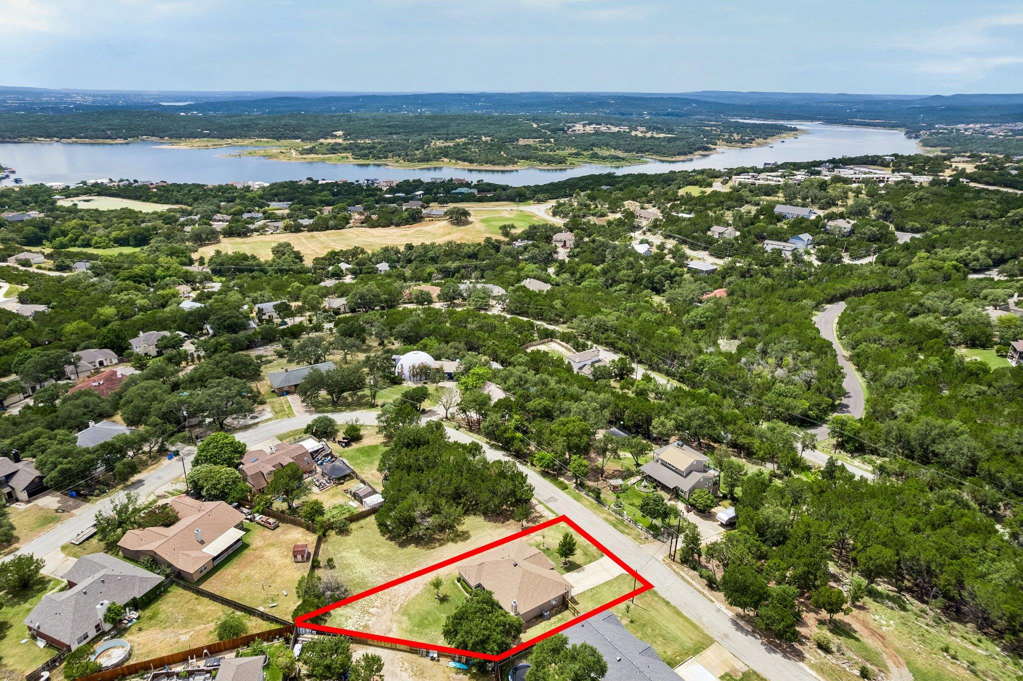 20701  Camel Back St, photo 4