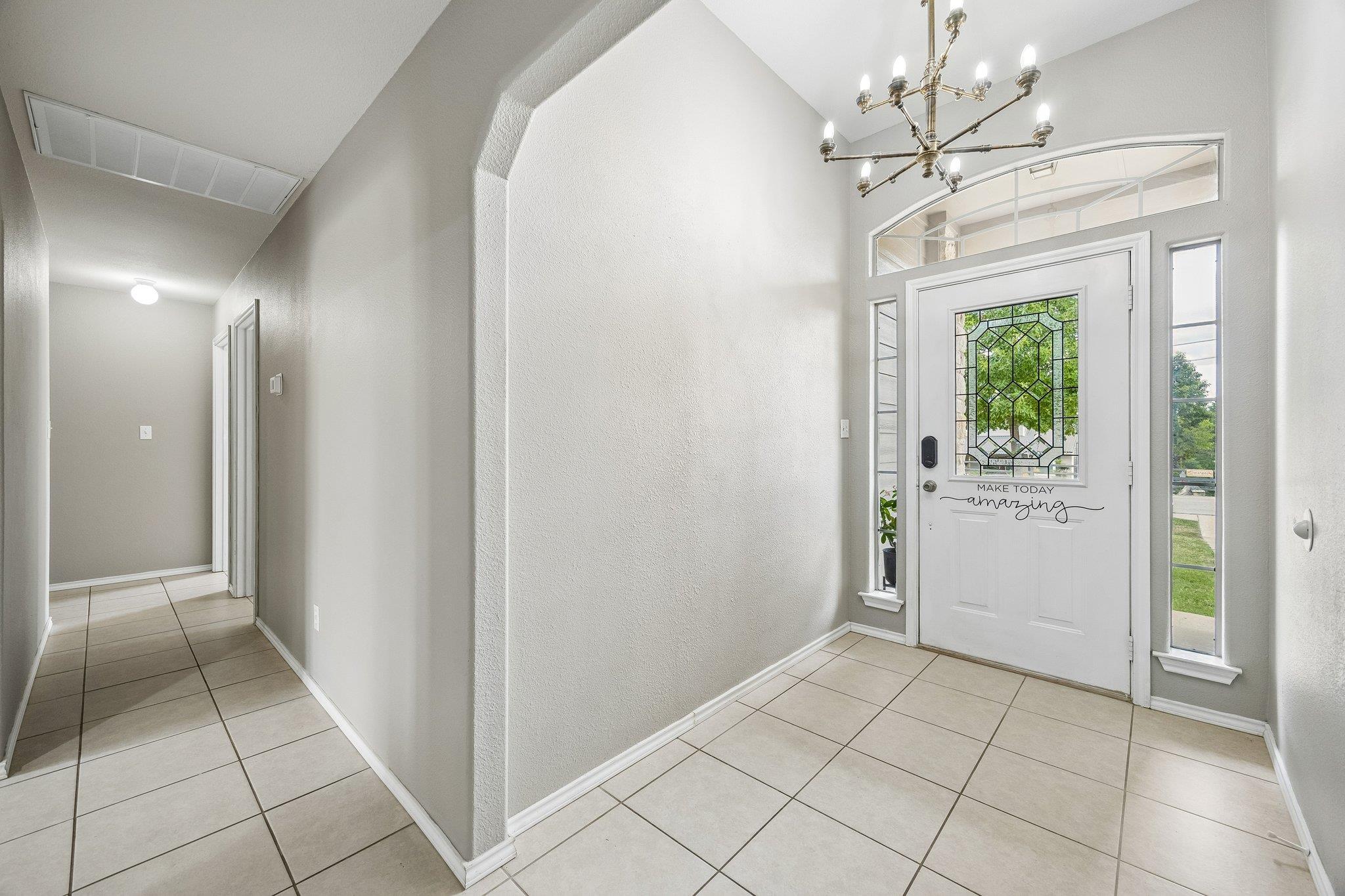 20701  Camel Back St, photo 6
