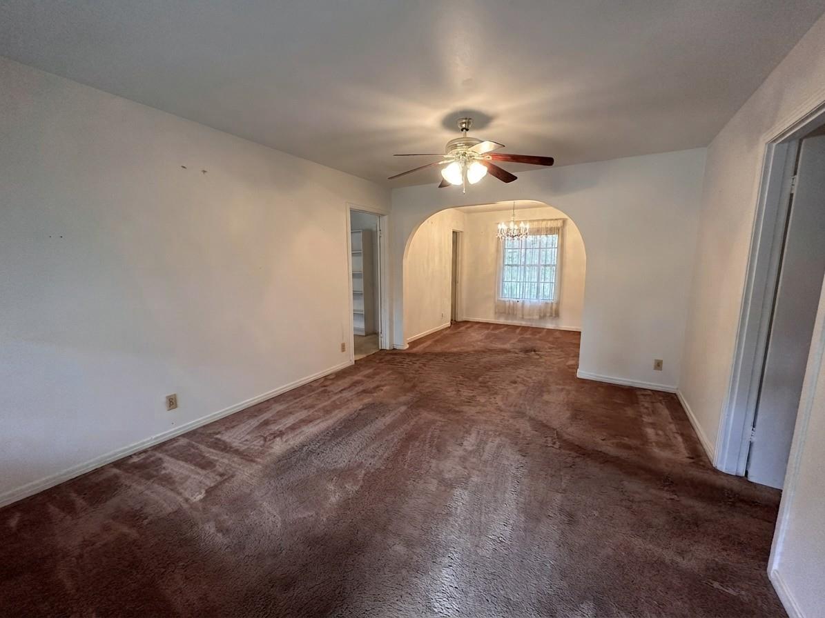 1110  Searcy Dr, photo 6