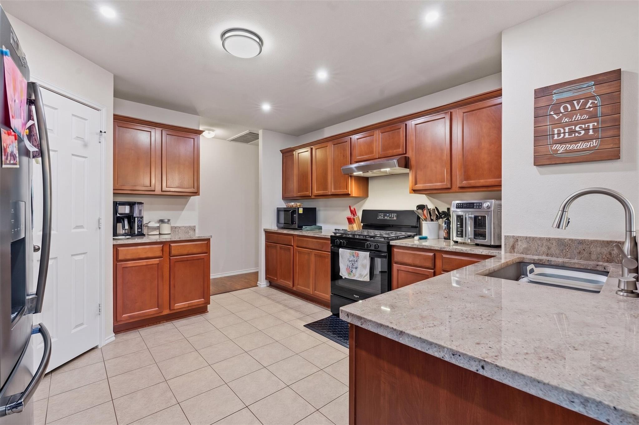 18512  Great Falls Dr, photo 6
