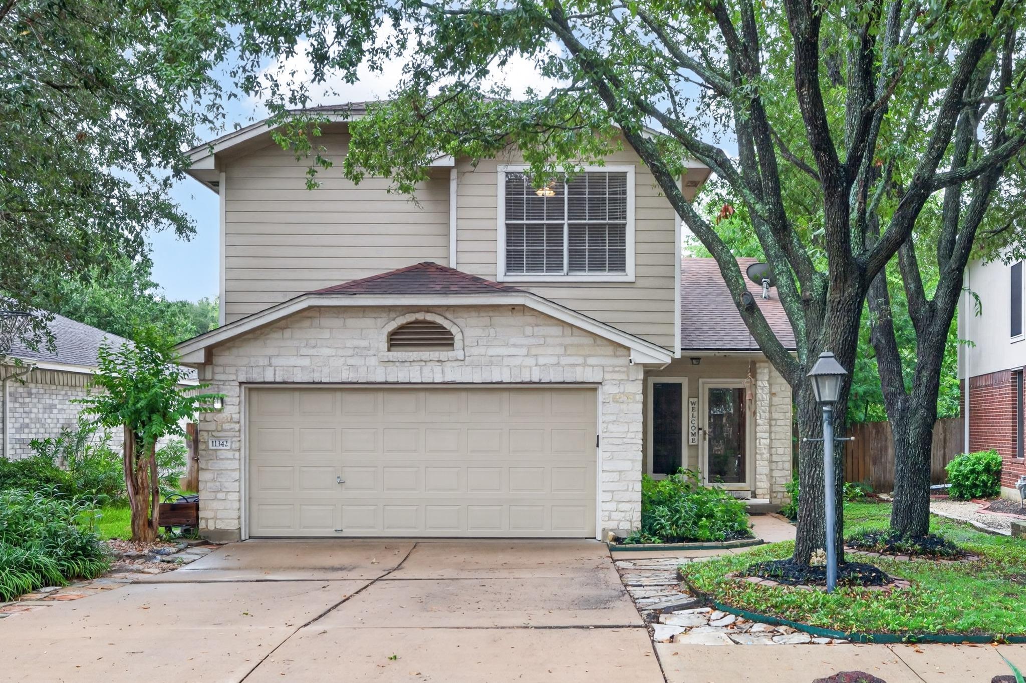 11342  Canterbury Tales Ln, photo 2
