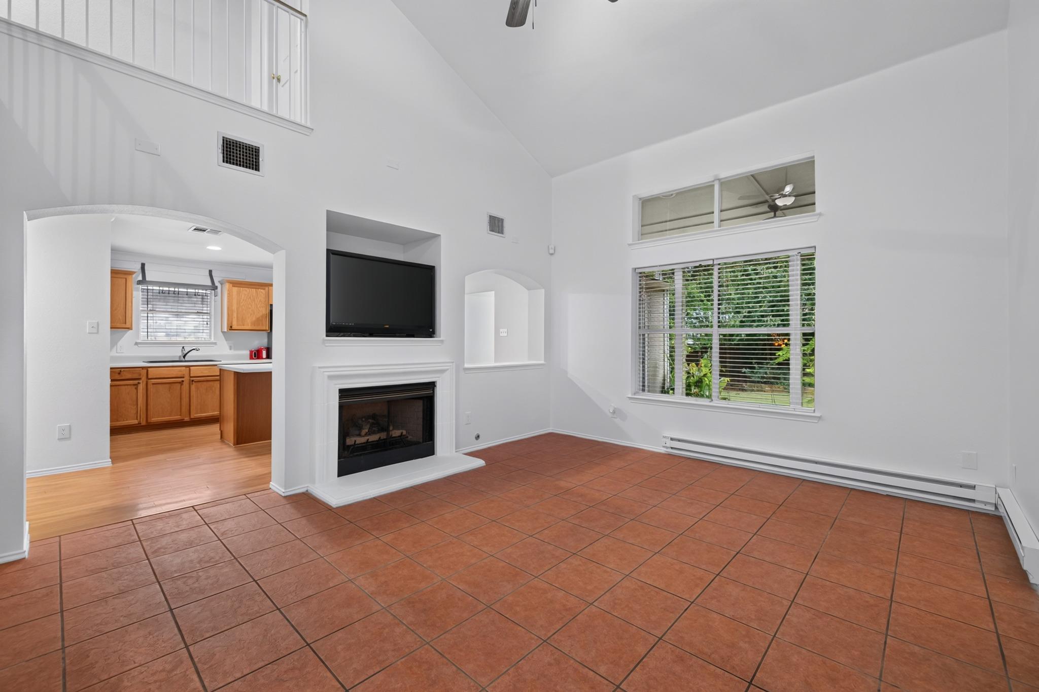 11342  Canterbury Tales Ln, photo 5
