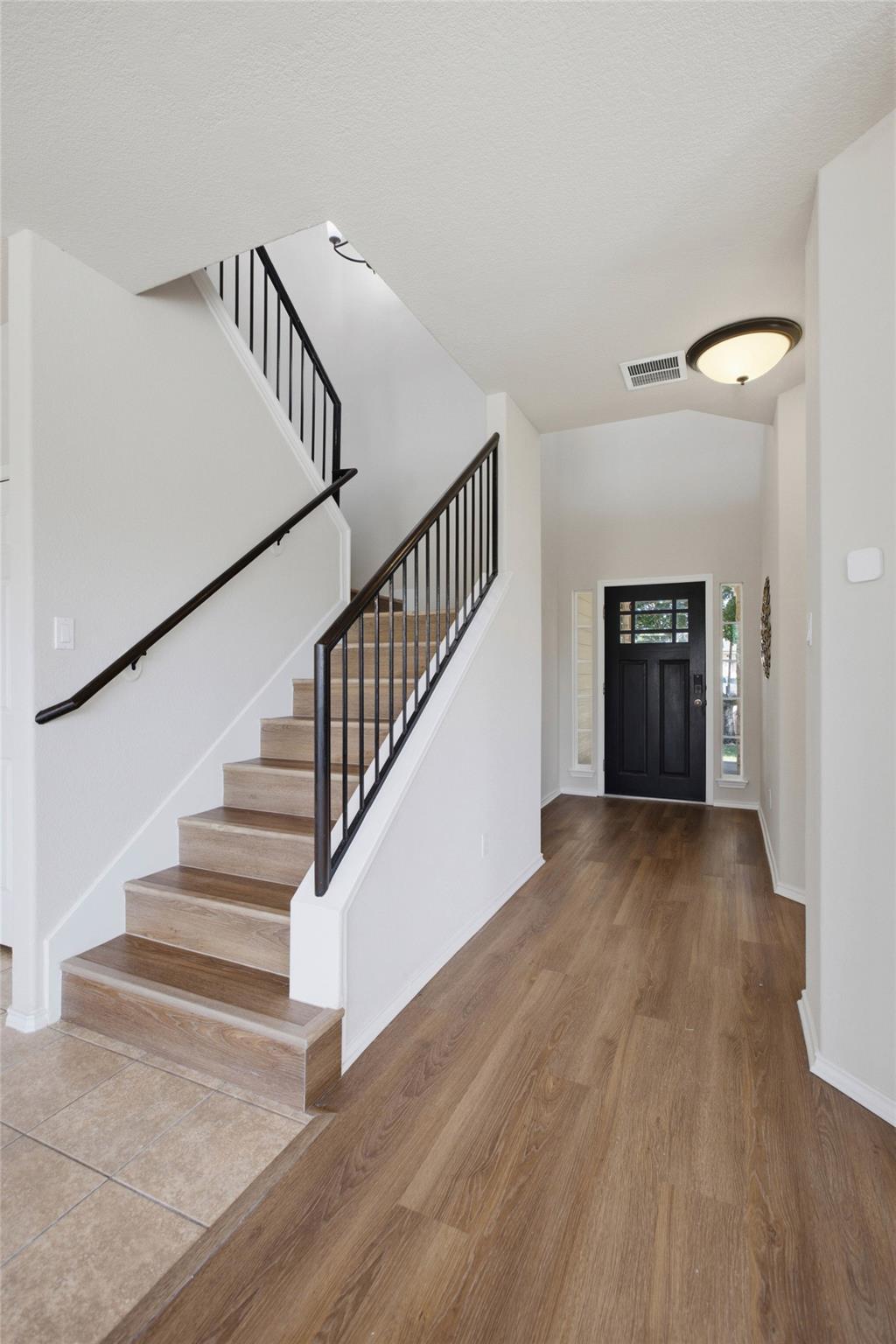 14225  Canyon Trl, photo 6