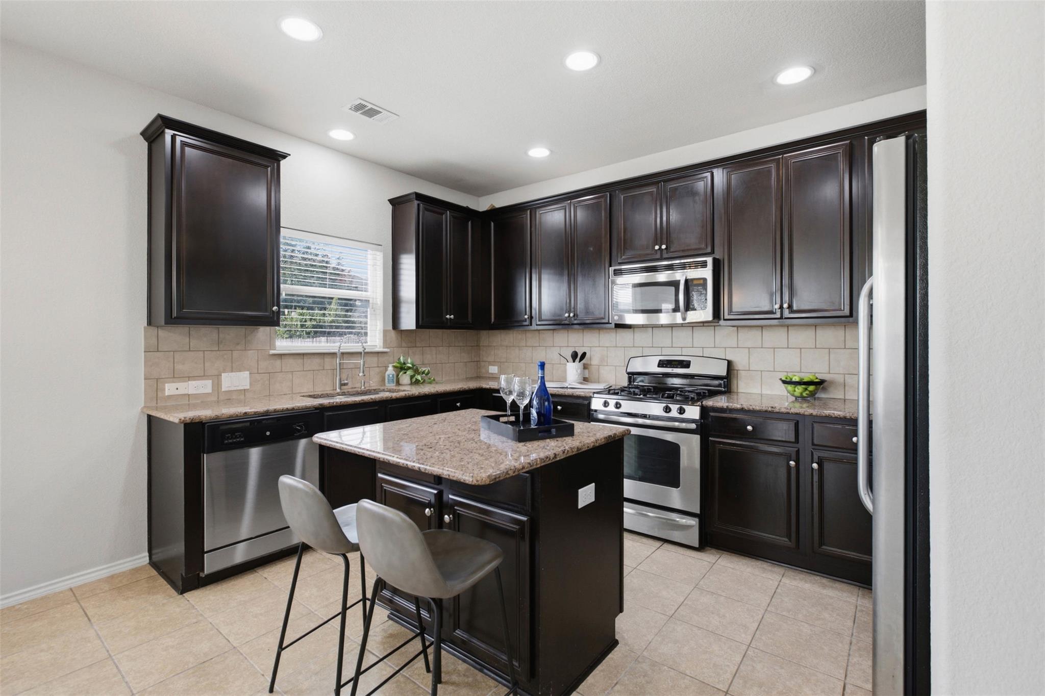 14225  Canyon Trl, photo 9
