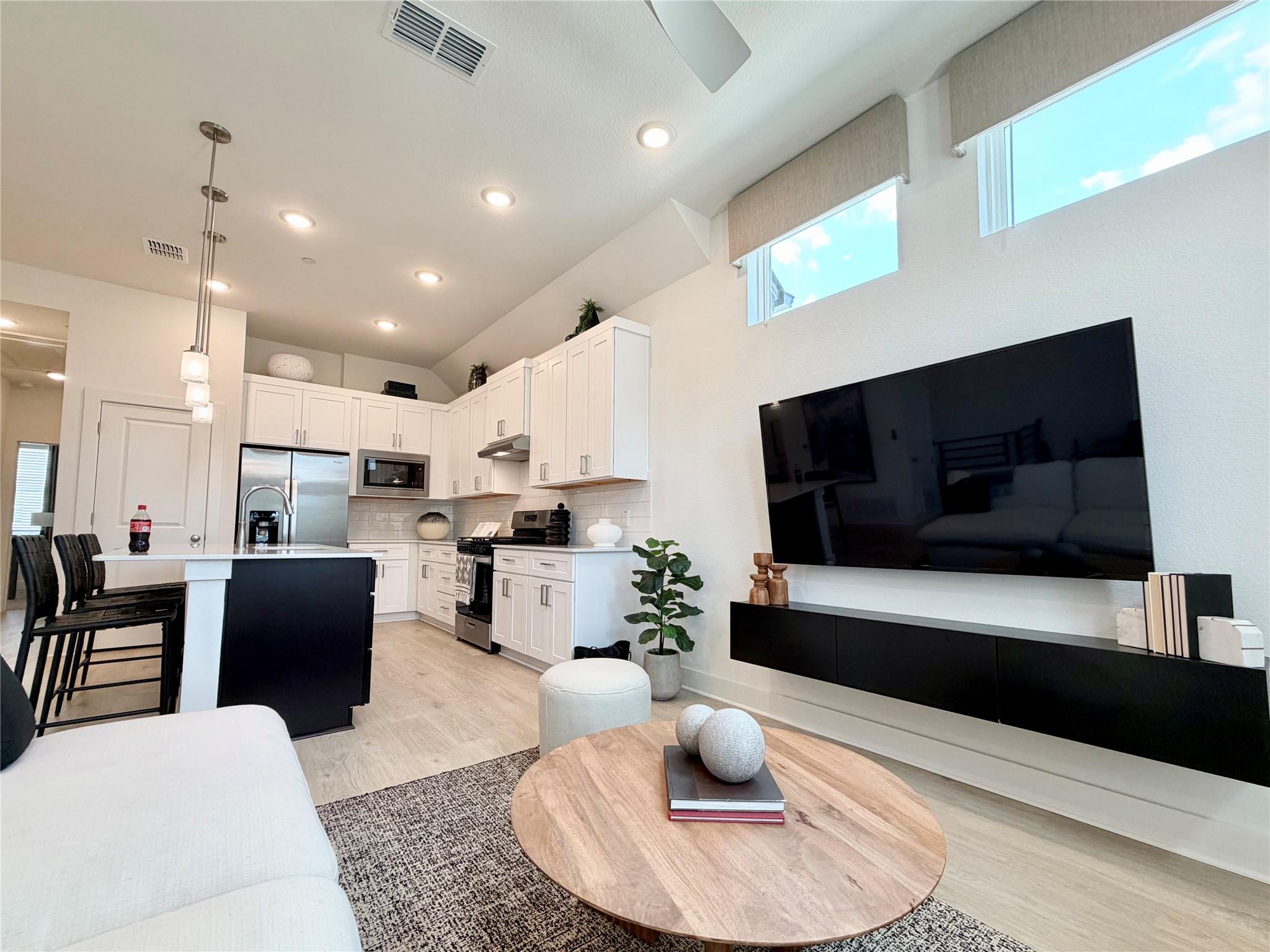 200 W 56th St  #7104, photo 5