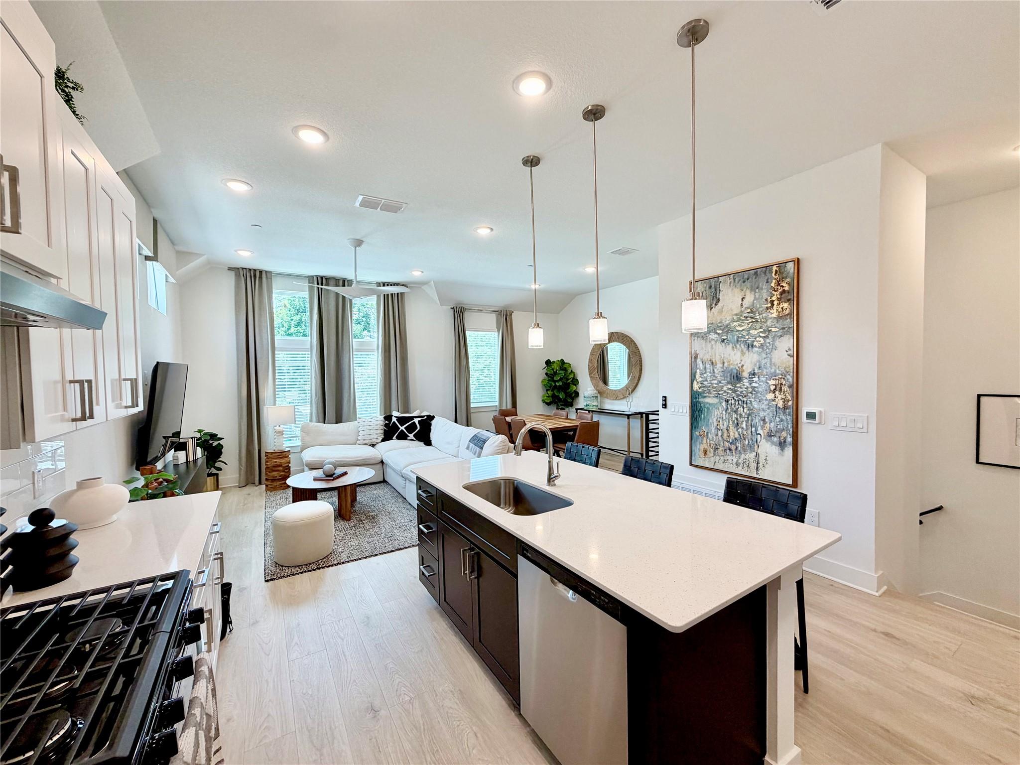 200 W 56th St  #7104, photo 6