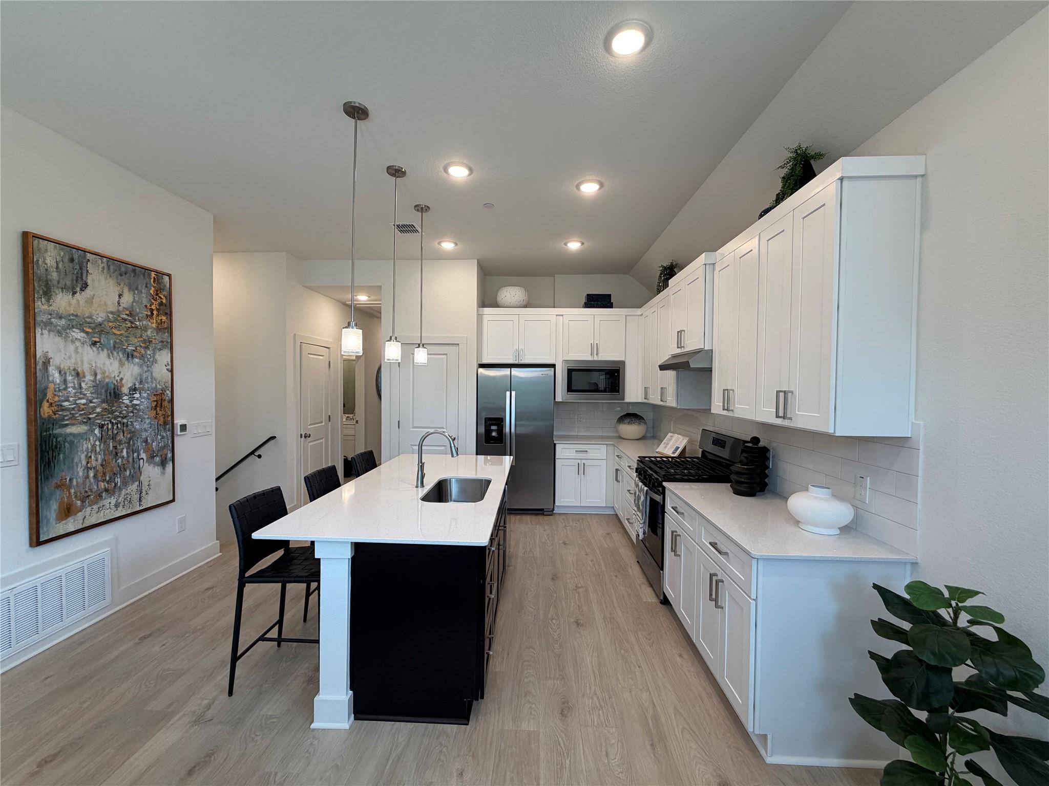 200 W 56th St  #7104, photo 10