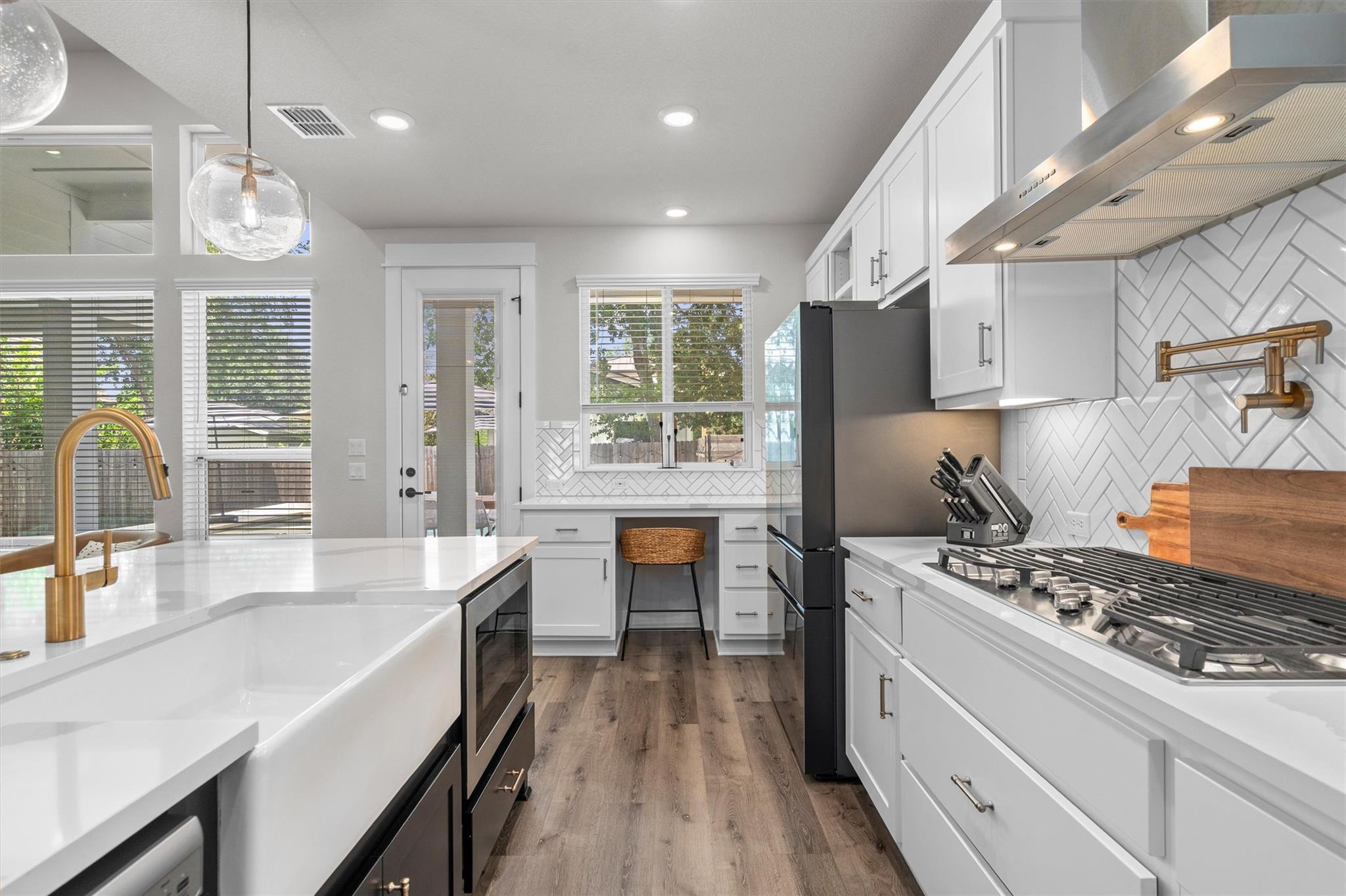 1810  Piedmont Ave, photo 8