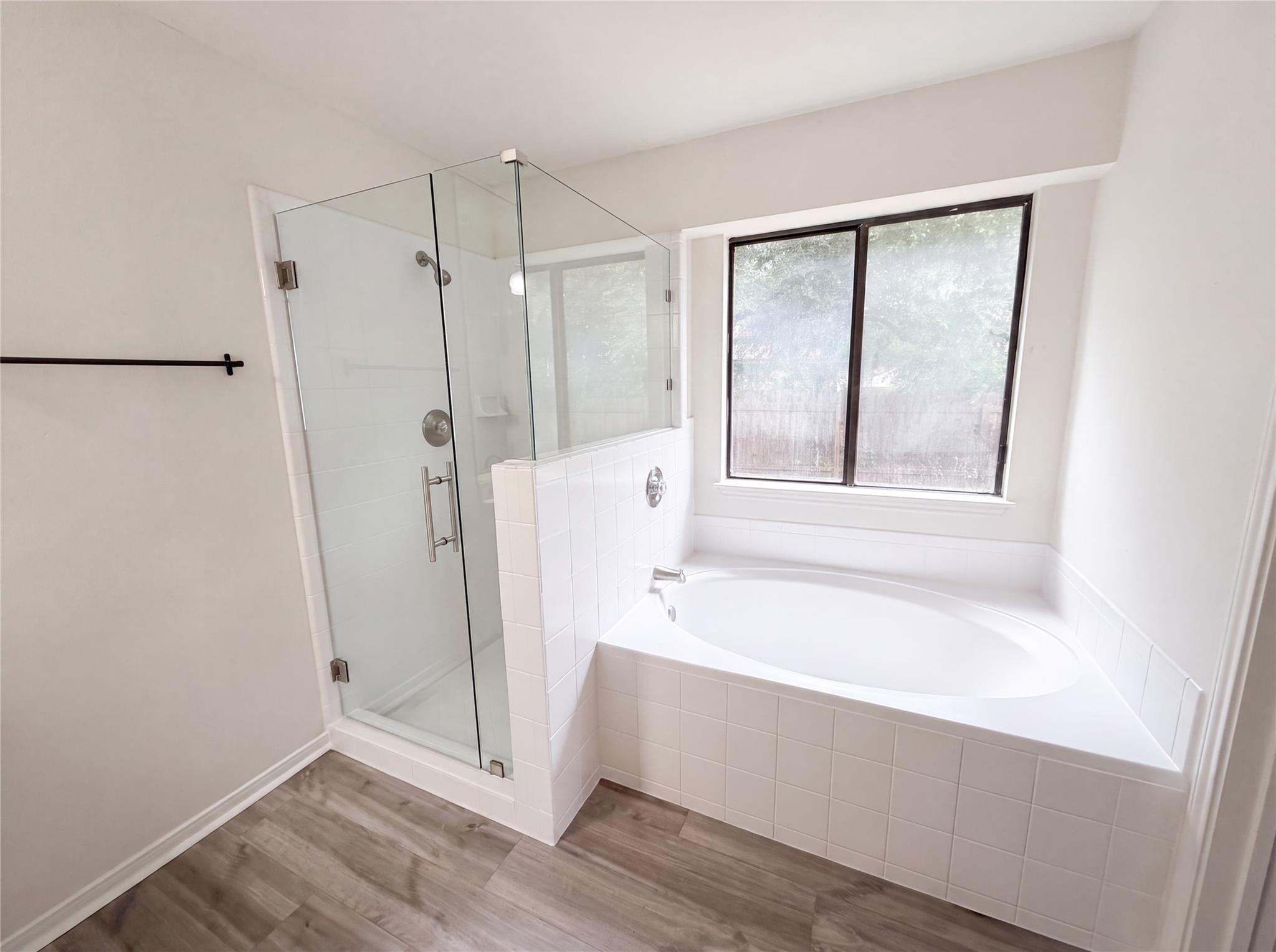 1517  River Oak Dr, photo 8