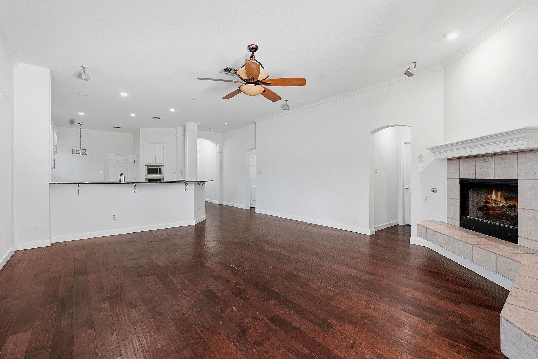 1904  Montana Sky Dr, photo 5