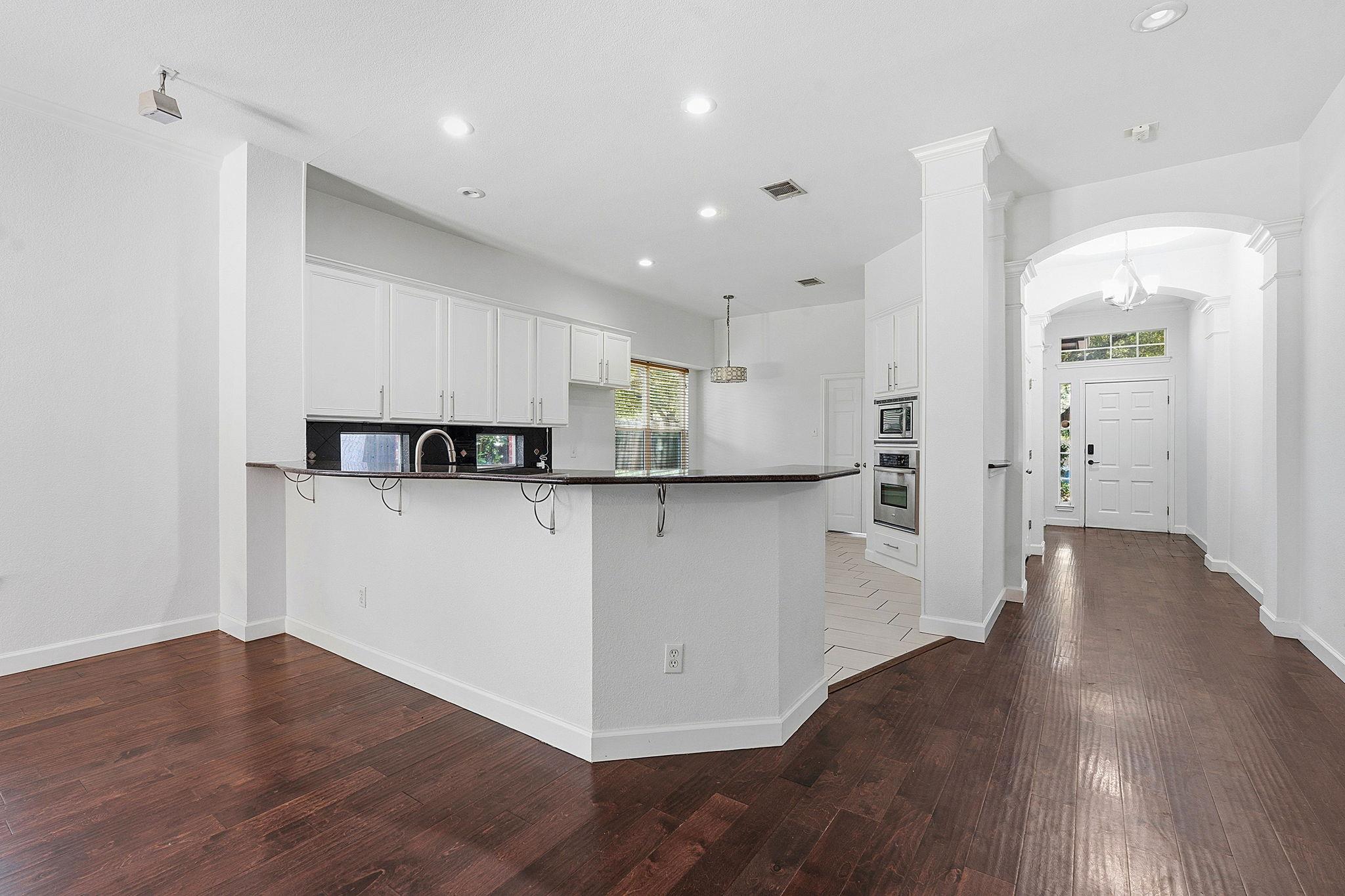 1904  Montana Sky Dr, photo 6
