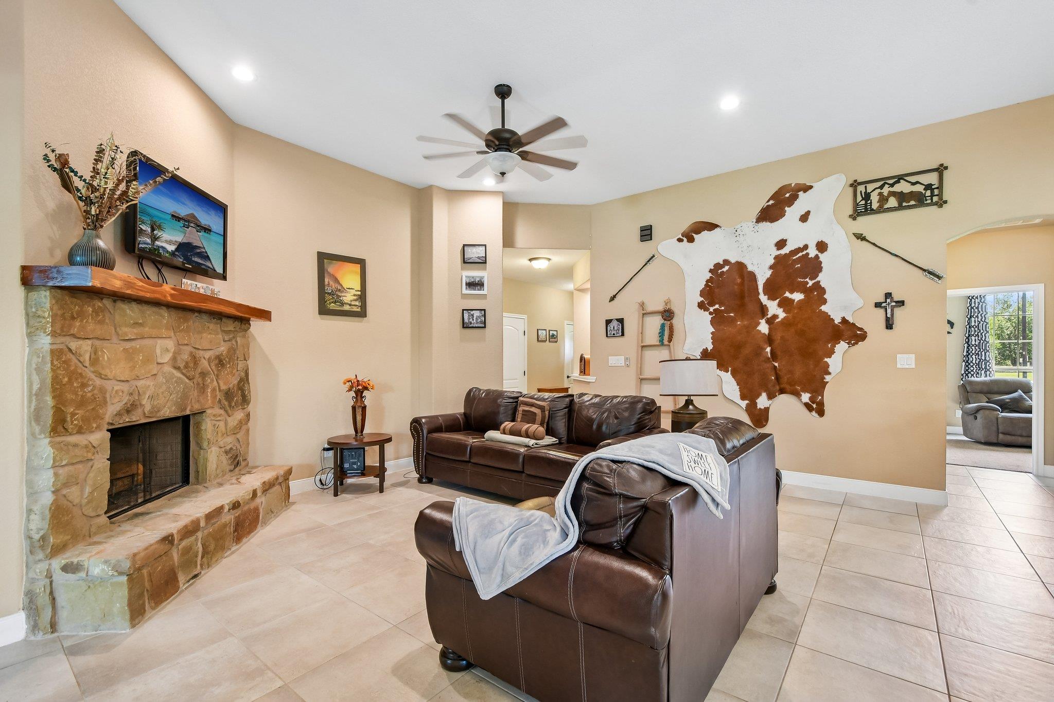 141  Upola Ct, photo 6