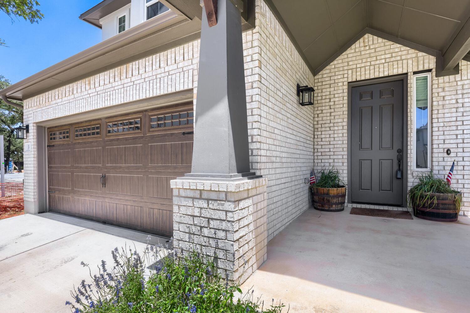 2605  Sam Bass Rd  #3, photo 2