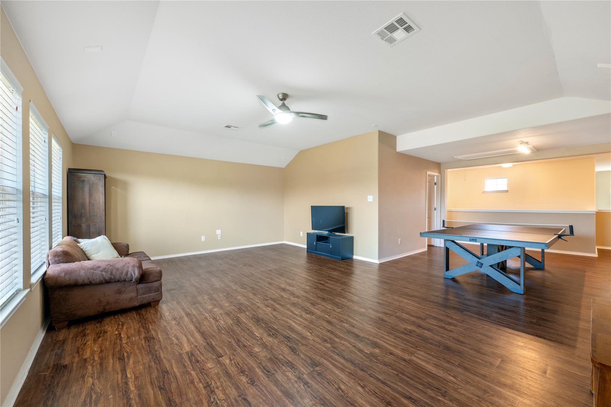708  Marc Taylor Dr, photo 8