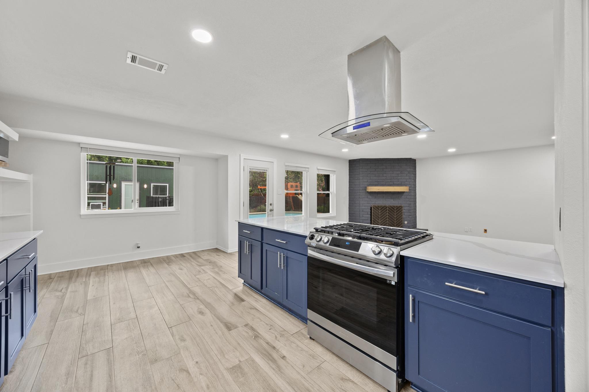 608  Andover Dr, photo 11