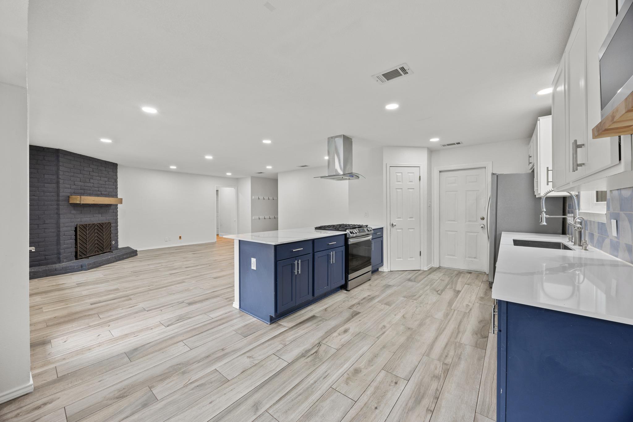 608  Andover Dr, photo 10