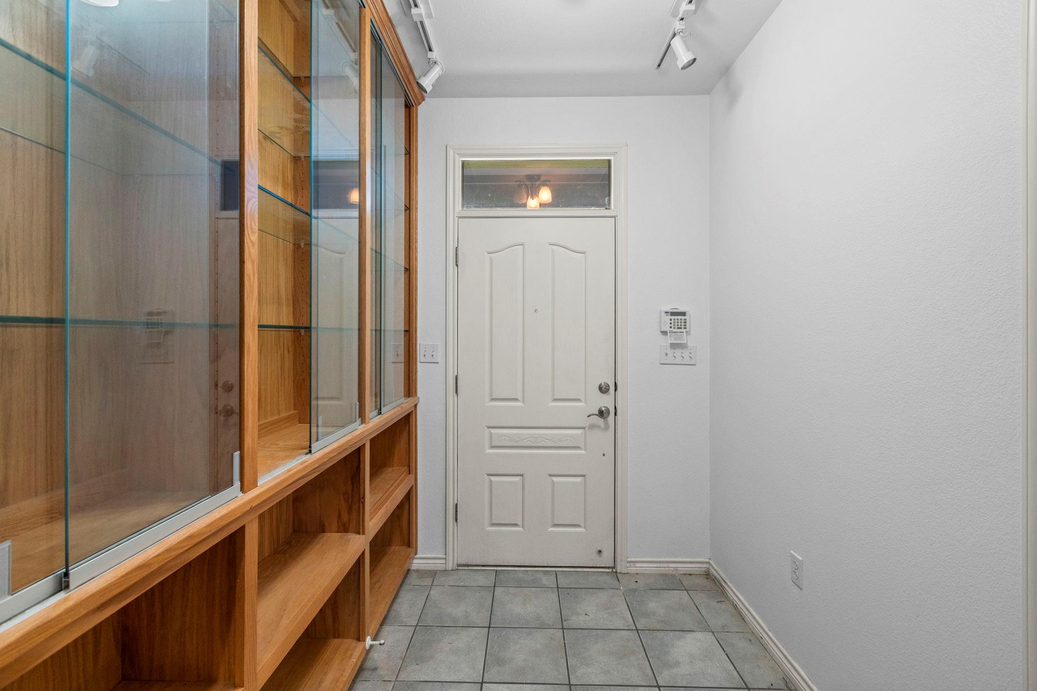 313  Lagoon Loop, photo 4