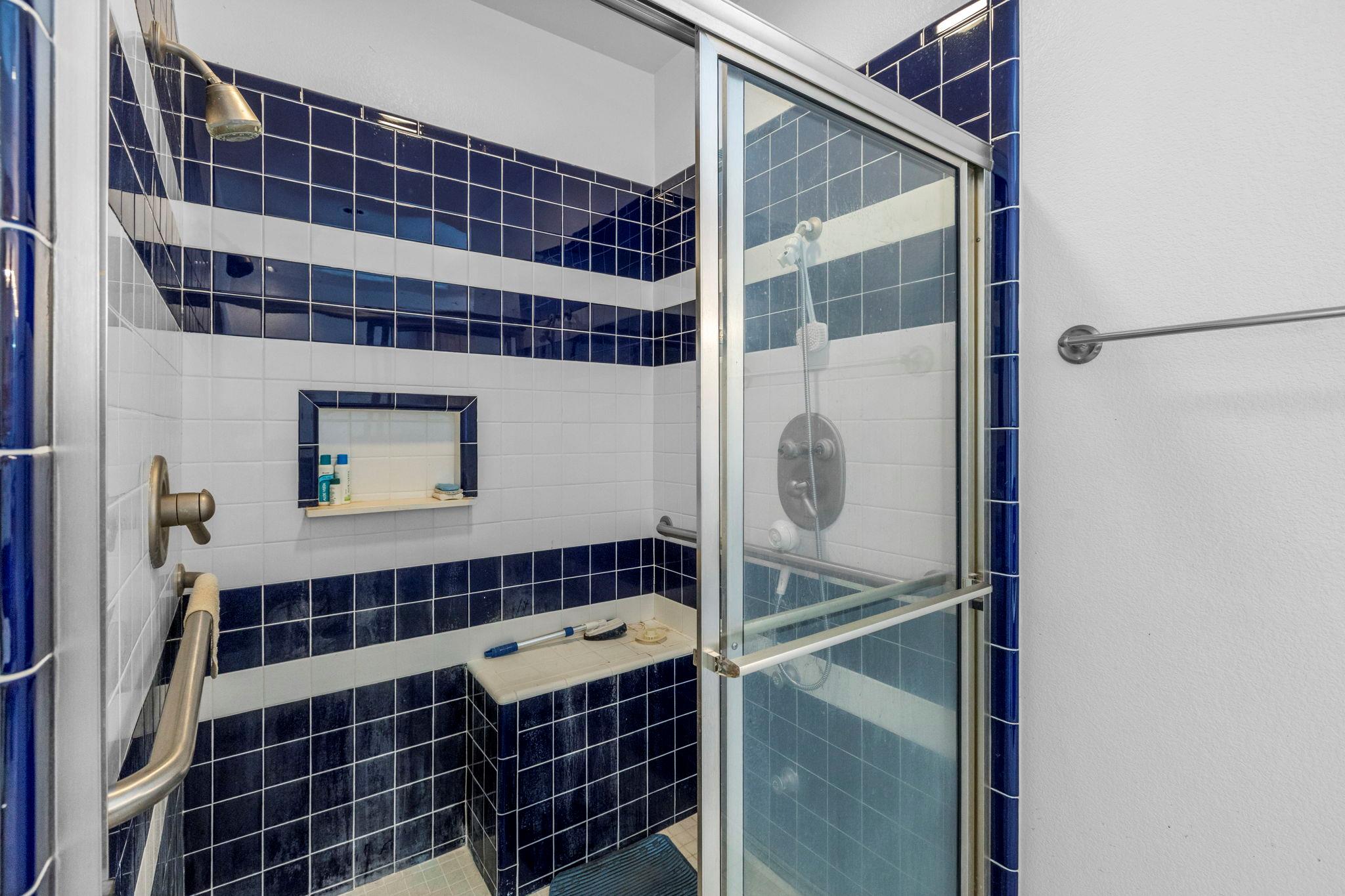 313  Lagoon Loop, photo 9