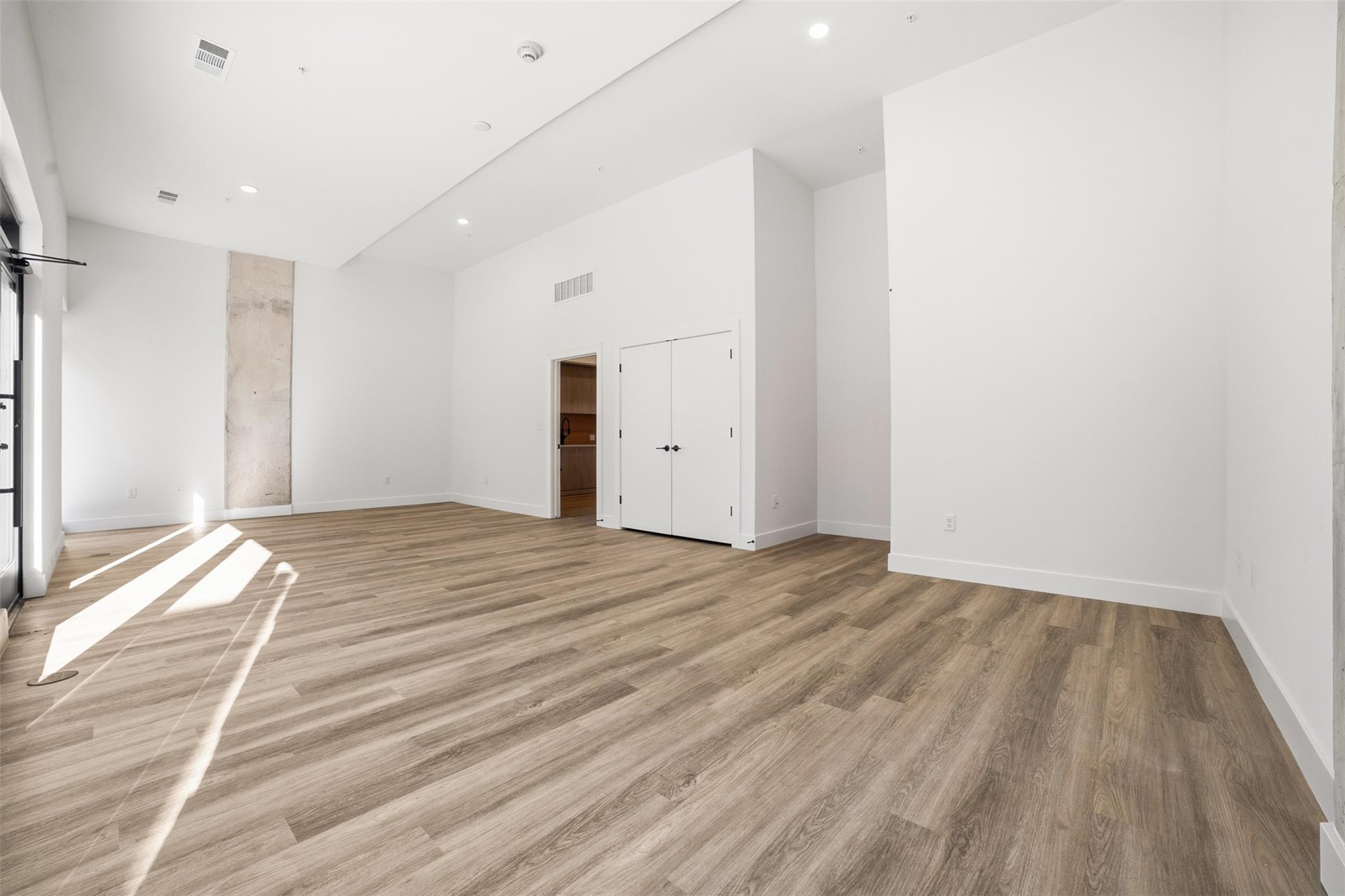 4315 S Congress Ave  #105, photo 4
