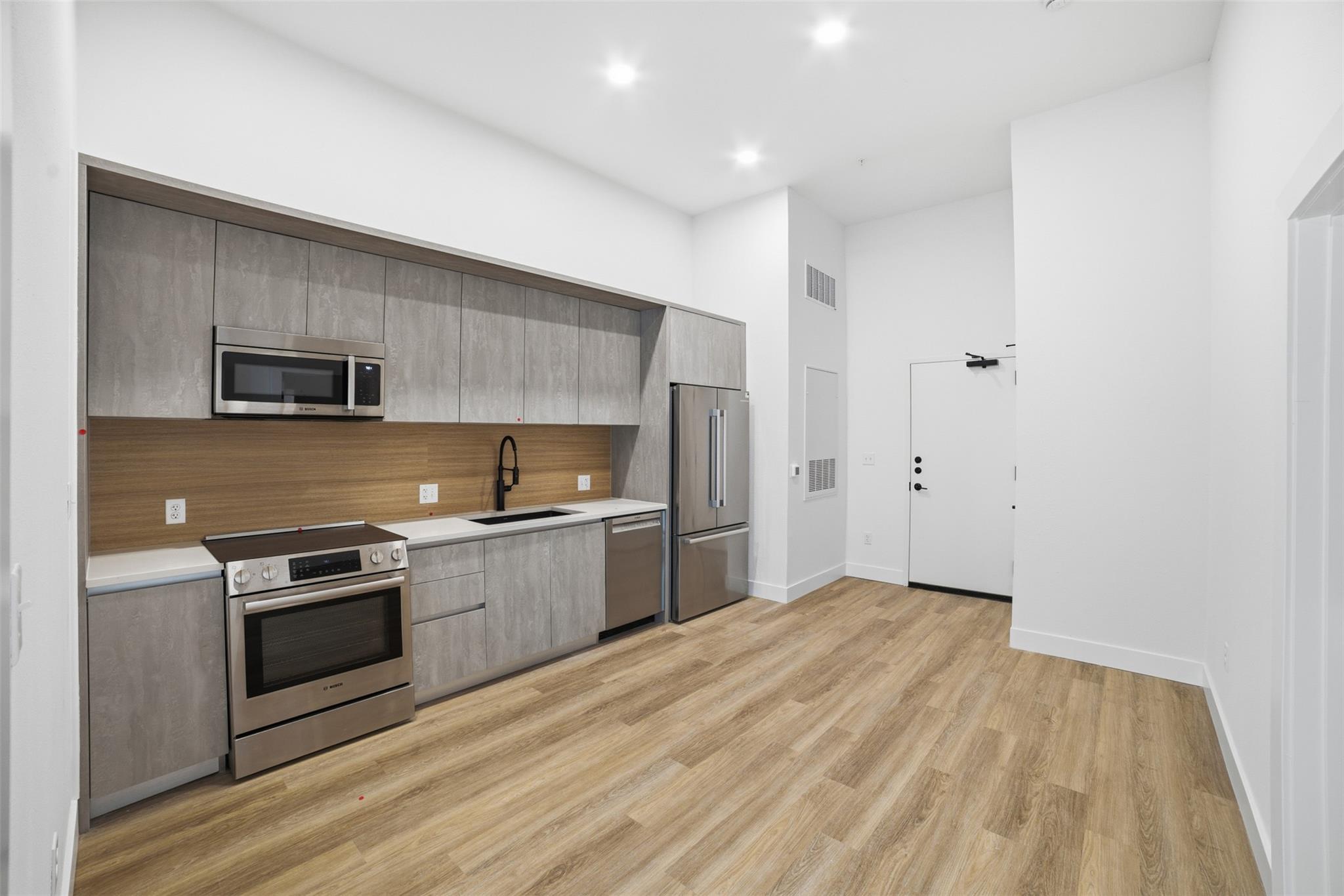 4315 S Congress Ave  #105, photo 6