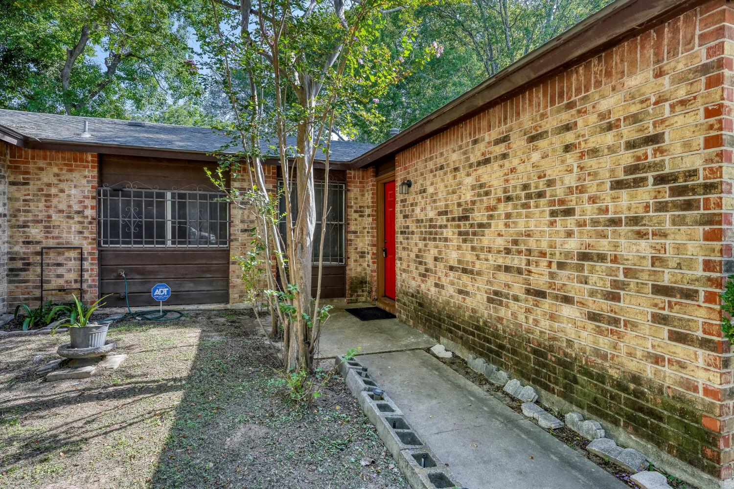 5800  Coolbrook Dr, photo 4