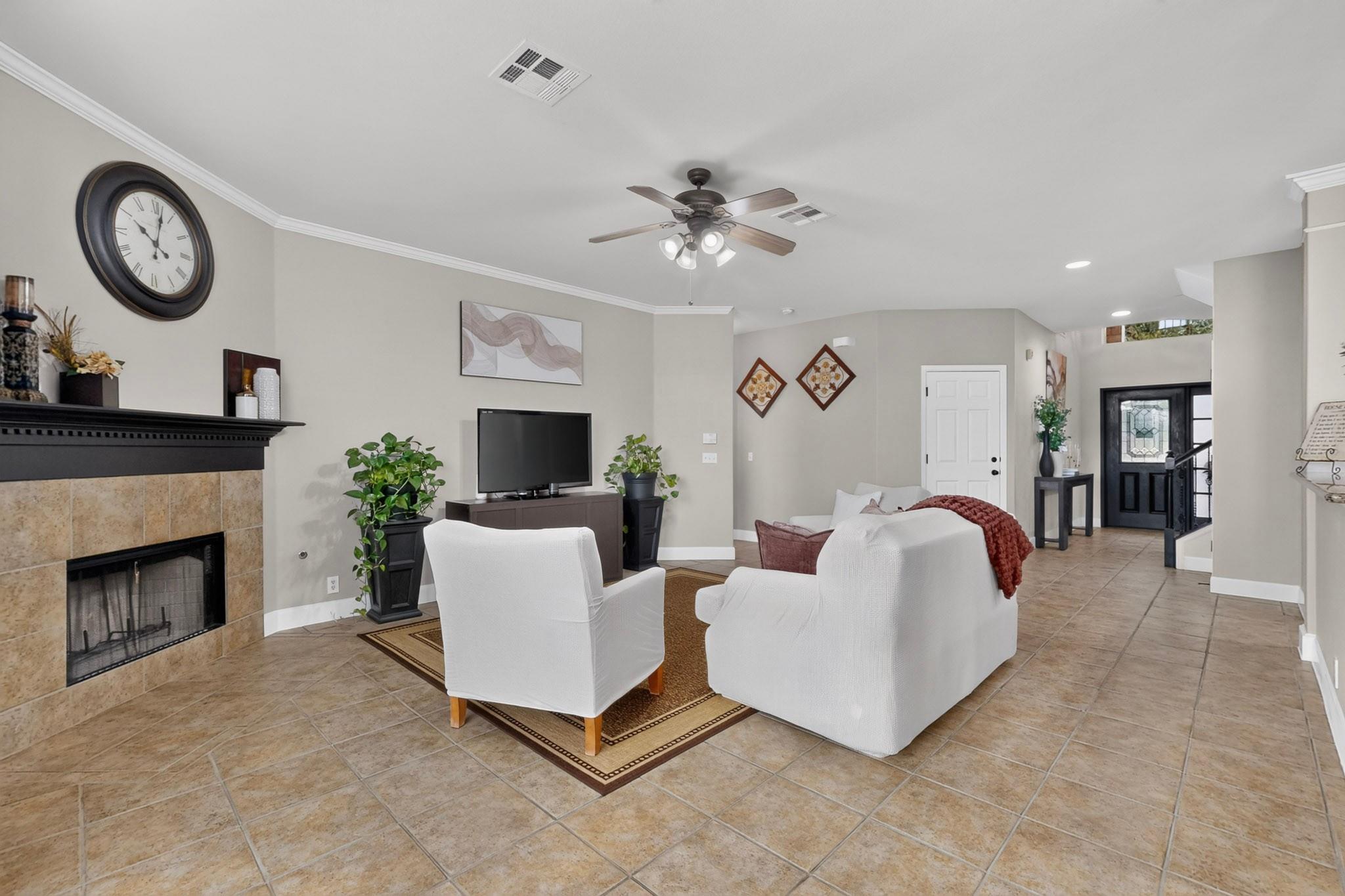 2544  Salorn Way, photo 7