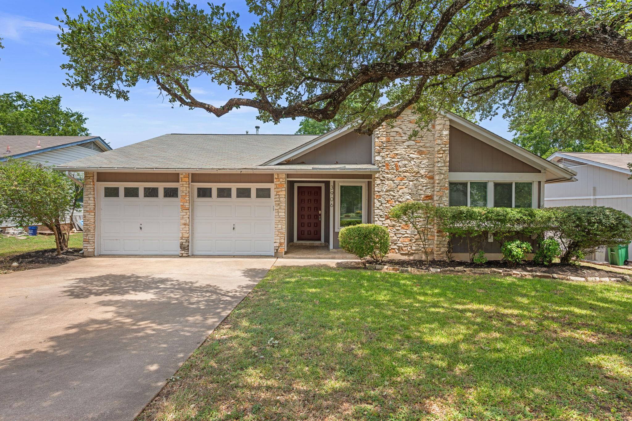 3906  Tattershall Ln, photo 2