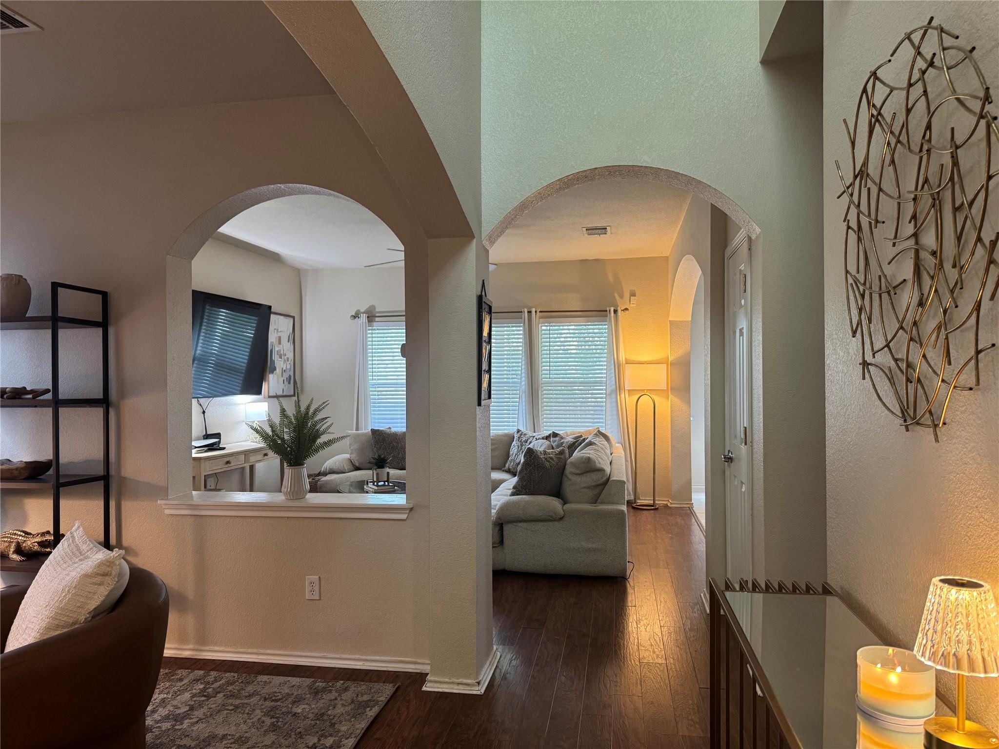 2107  Charlotte Estates Dr, photo 3