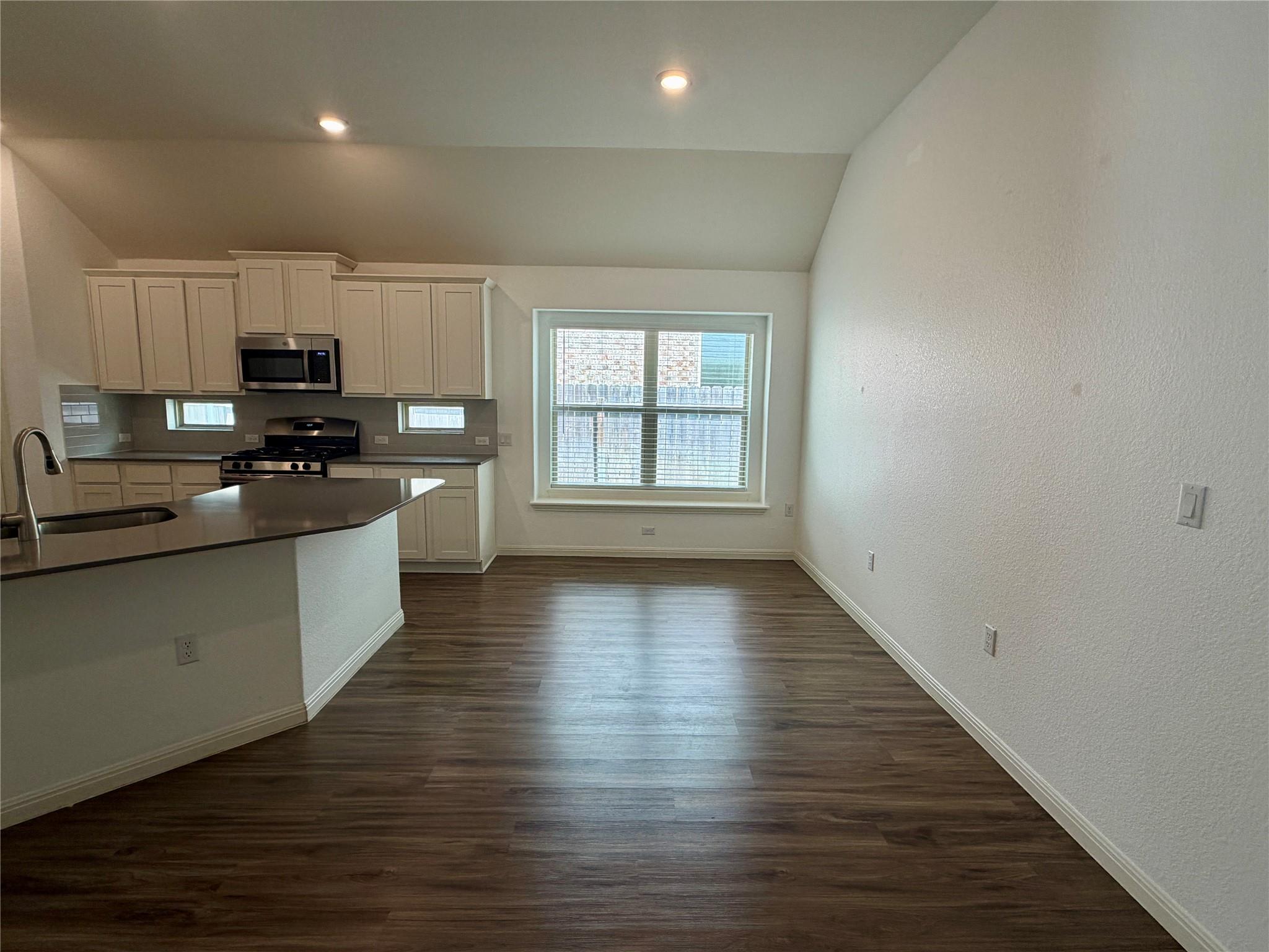716  Allende Bnd, photo 12