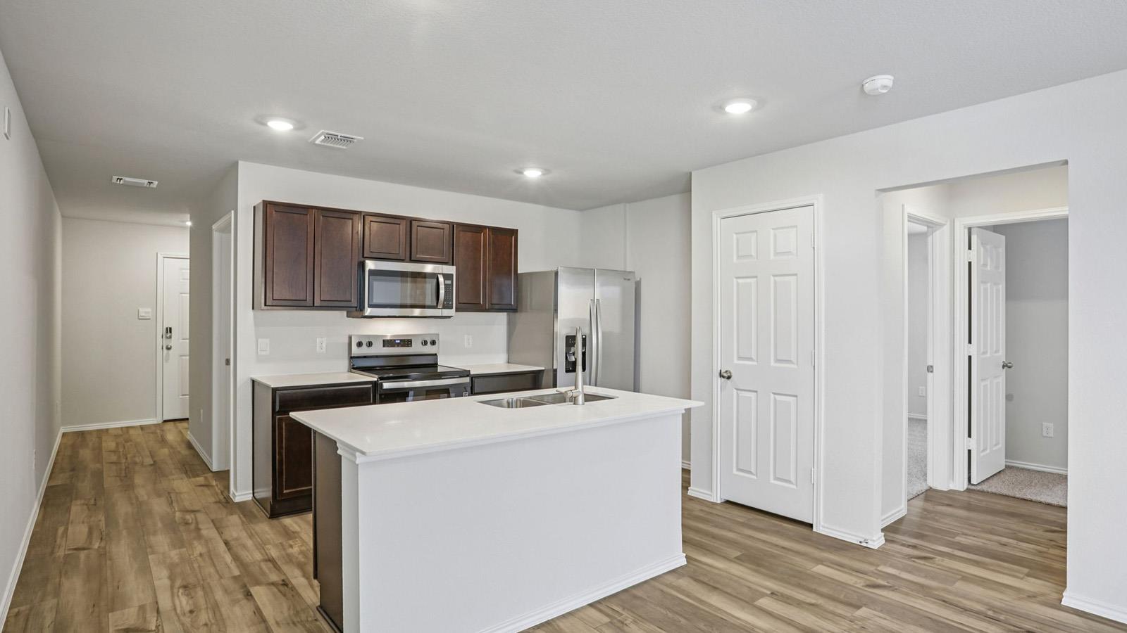 1207  Firewheel Dr, photo 3