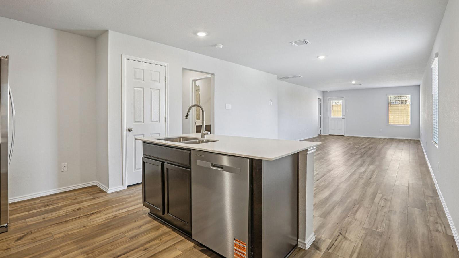 1207  Firewheel Dr, photo 6