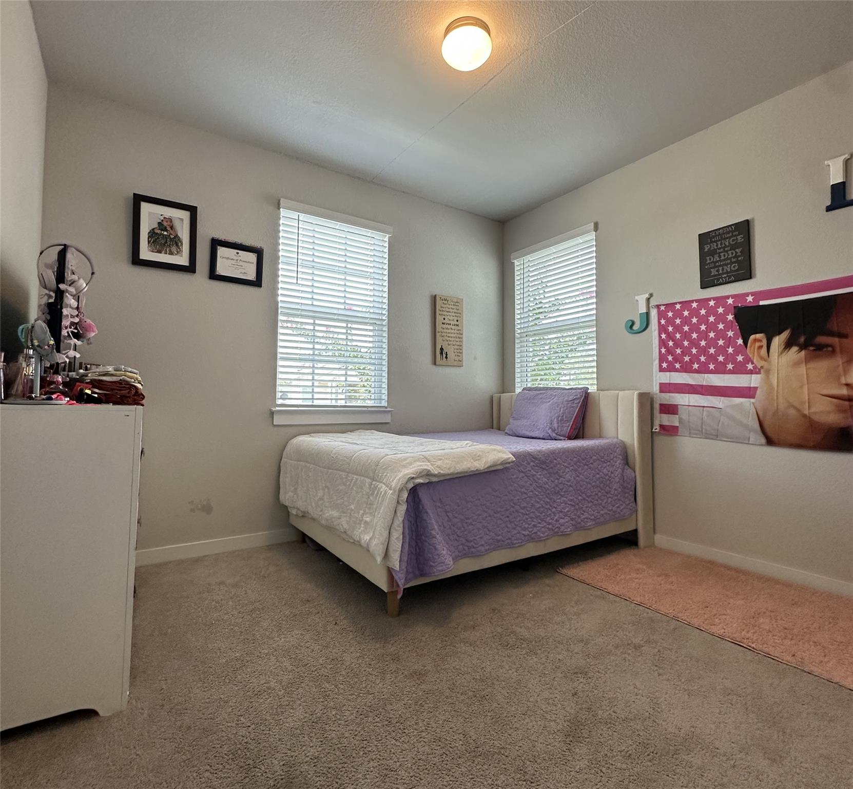 400  Hortus Dr, photo 2