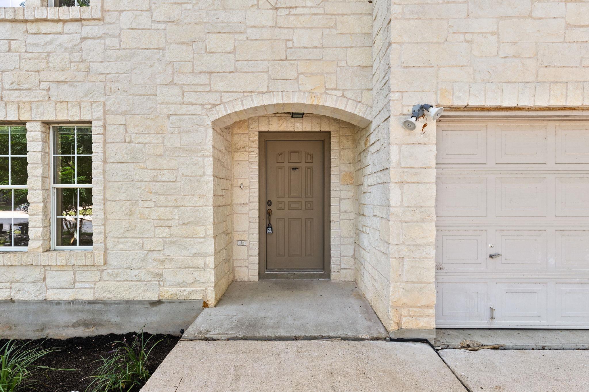 11304  Pickard Ln, photo 3