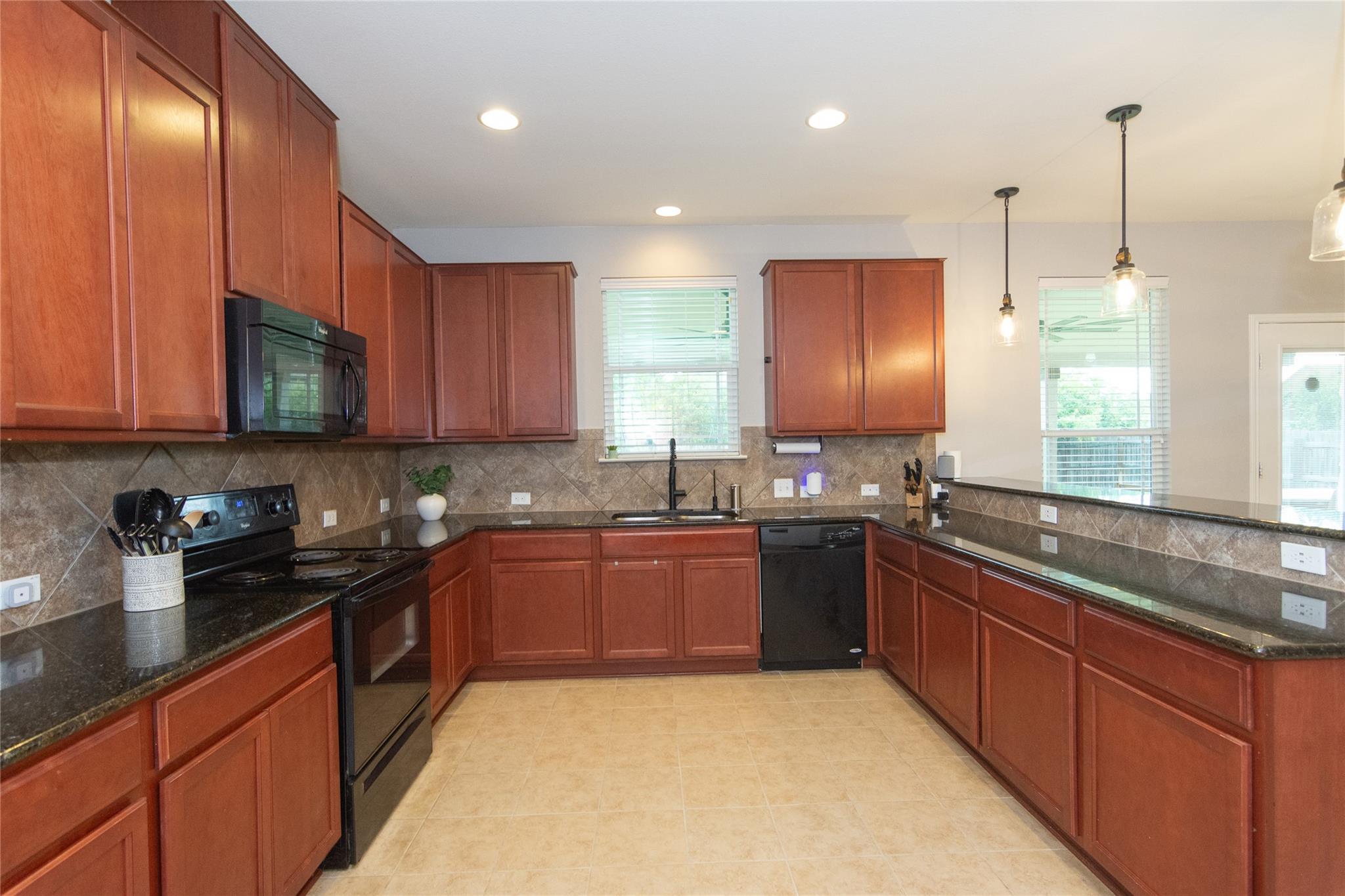 306  Grand Junction Trl, photo 11