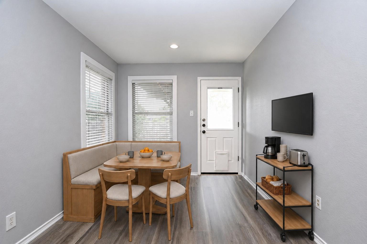 400  Ashbury Dr, photo 12