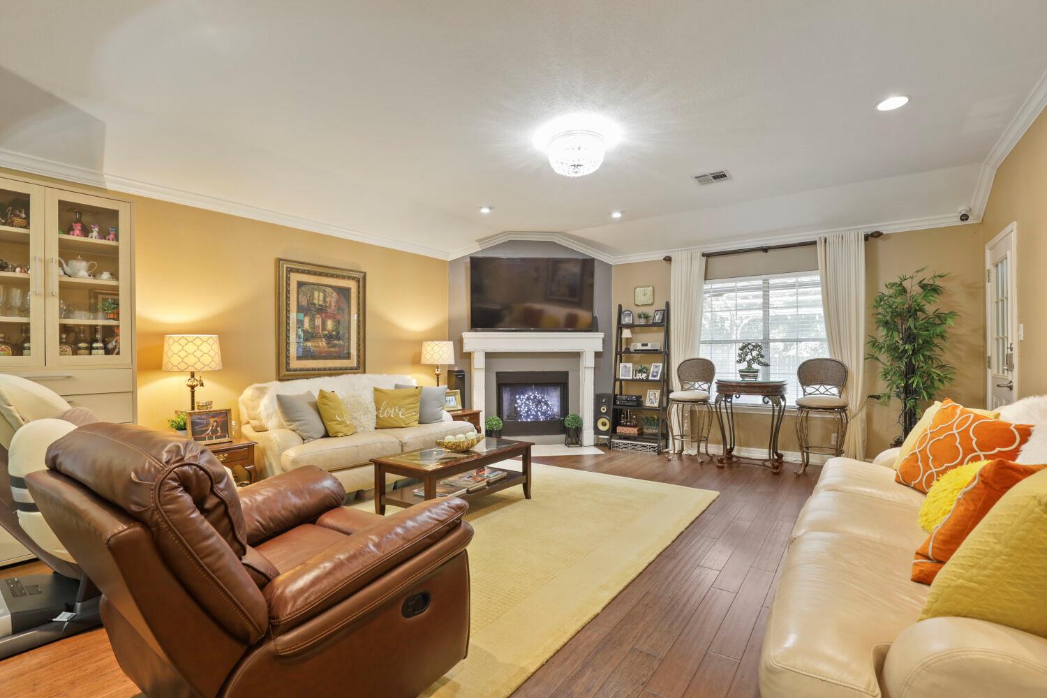 1810  Warwick Cv, photo 7