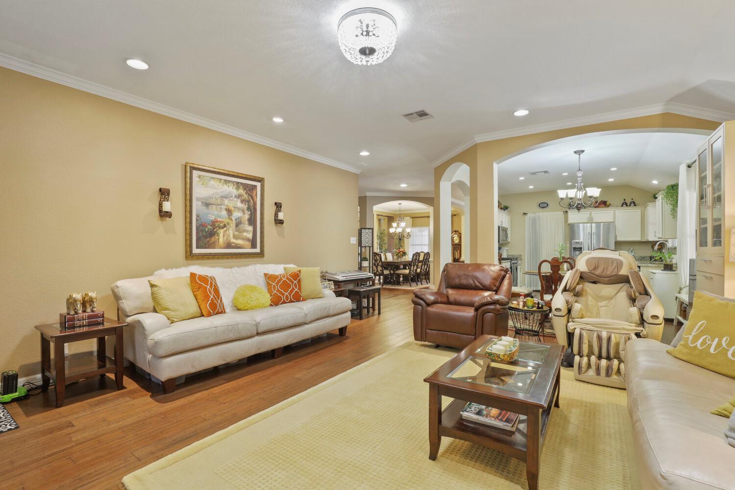 1810  Warwick Cv, photo 9