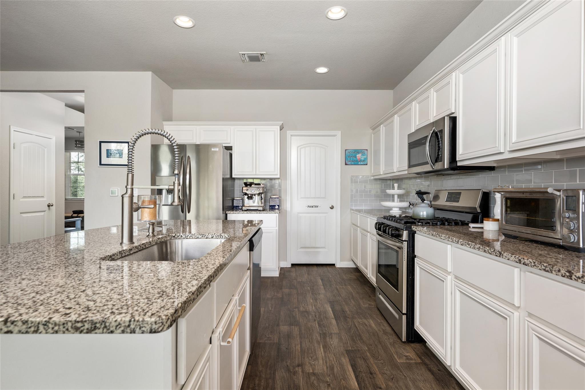 13901  Macquarie Dr, photo 12