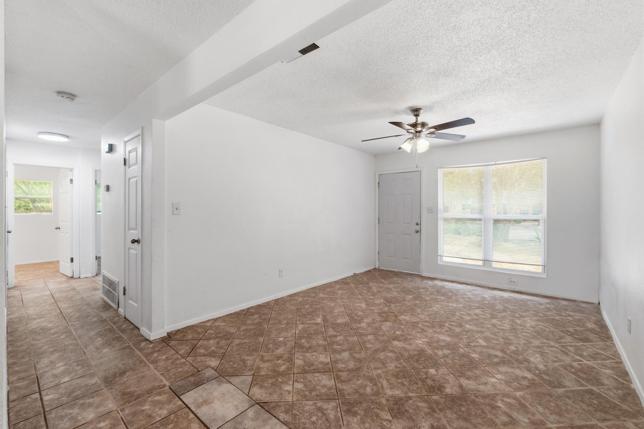 1107  Gardner Cv, photo 5