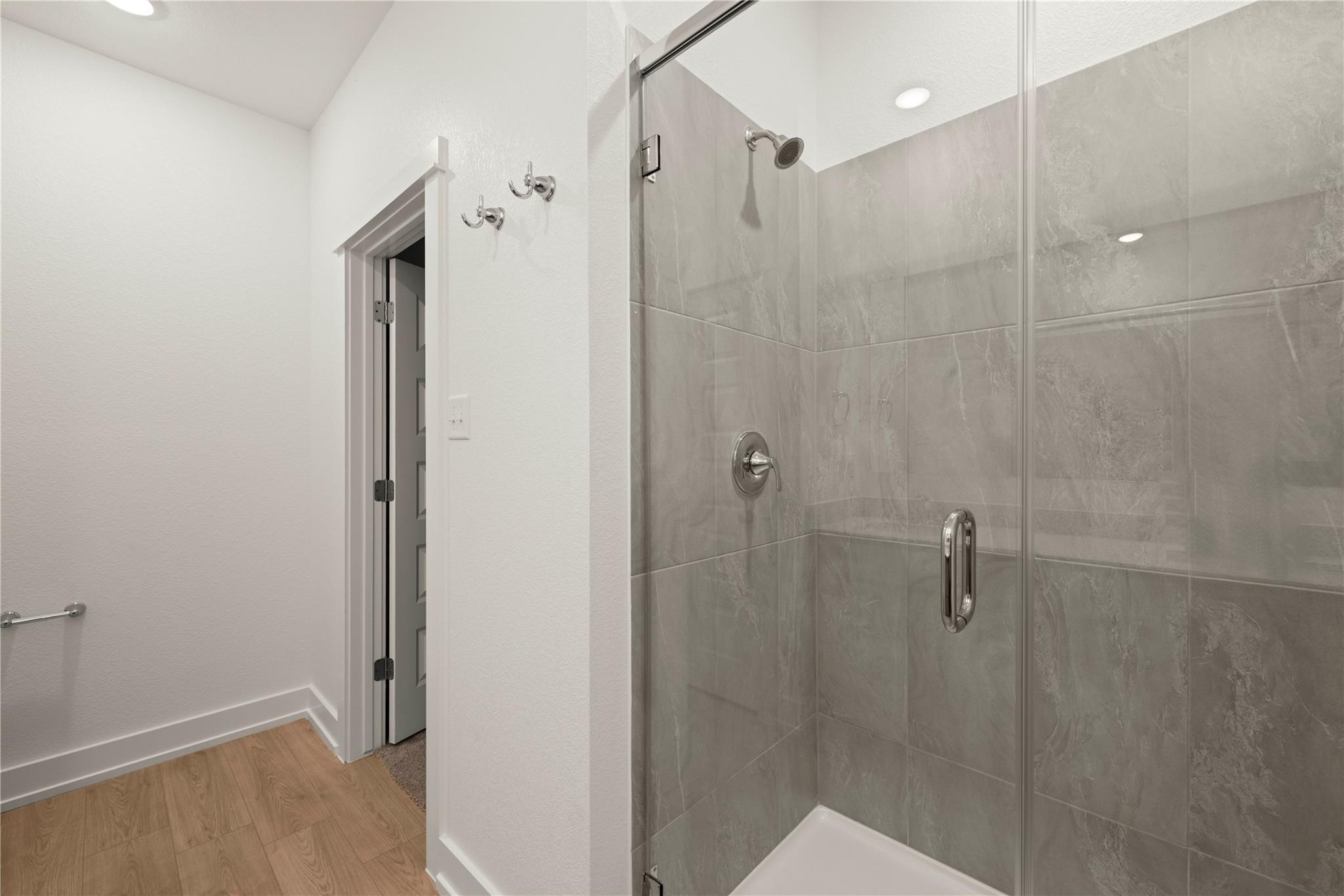 580  Gus Loop, photo 10