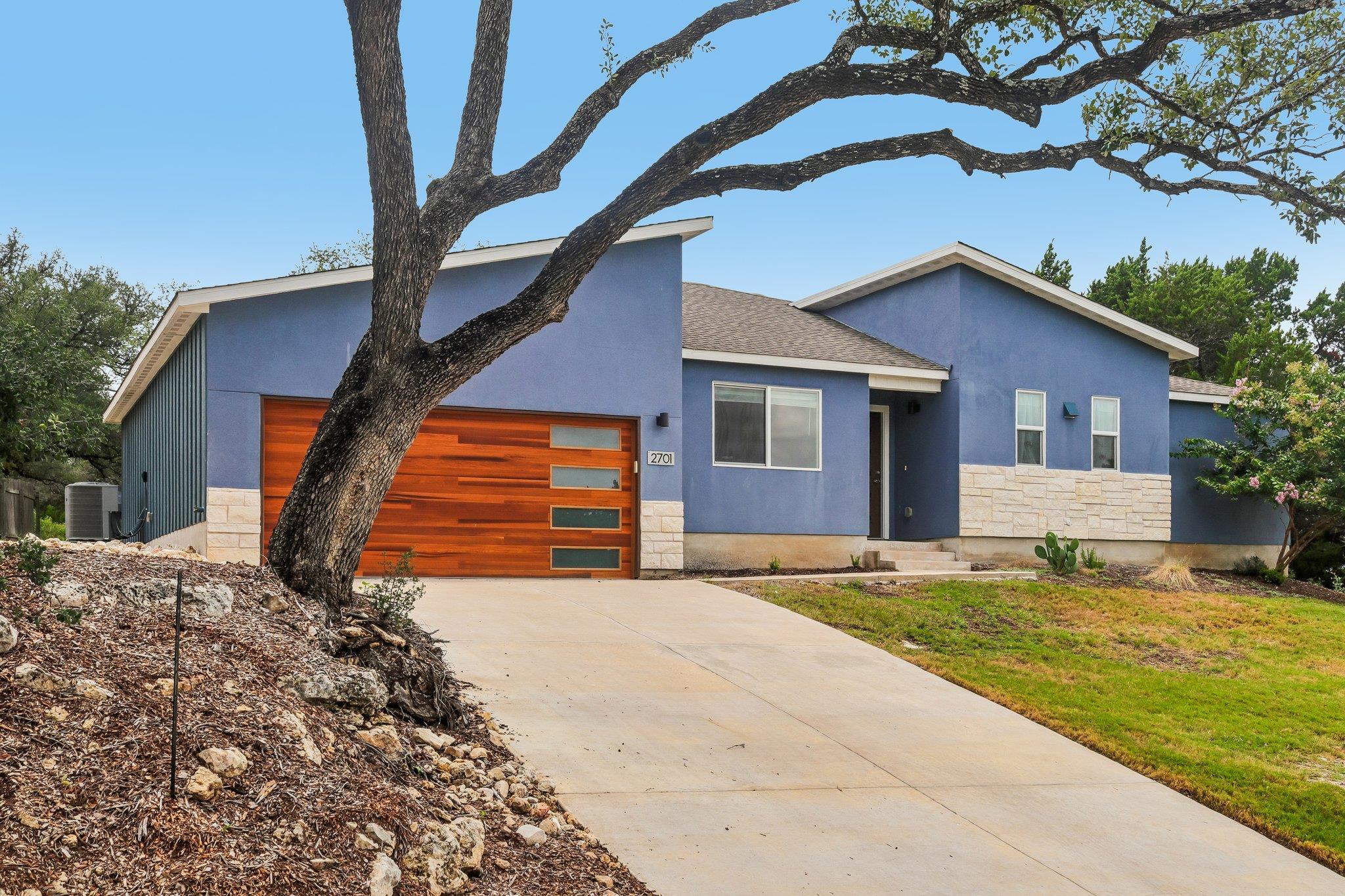 2701  Warren Cv, photo 2