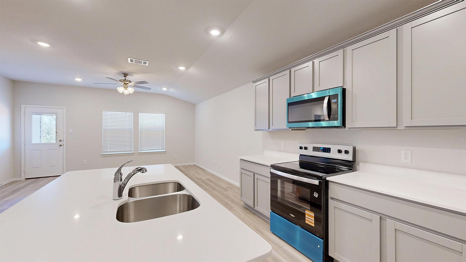 106  Hugh Dr, photo 5