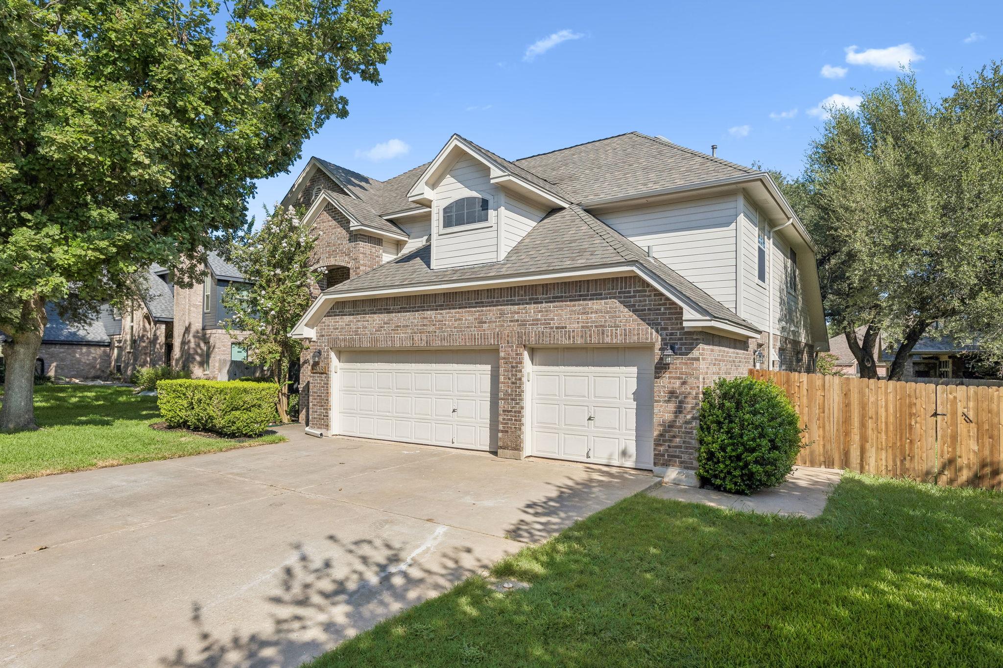 1908  Clearwater Dr, photo 2