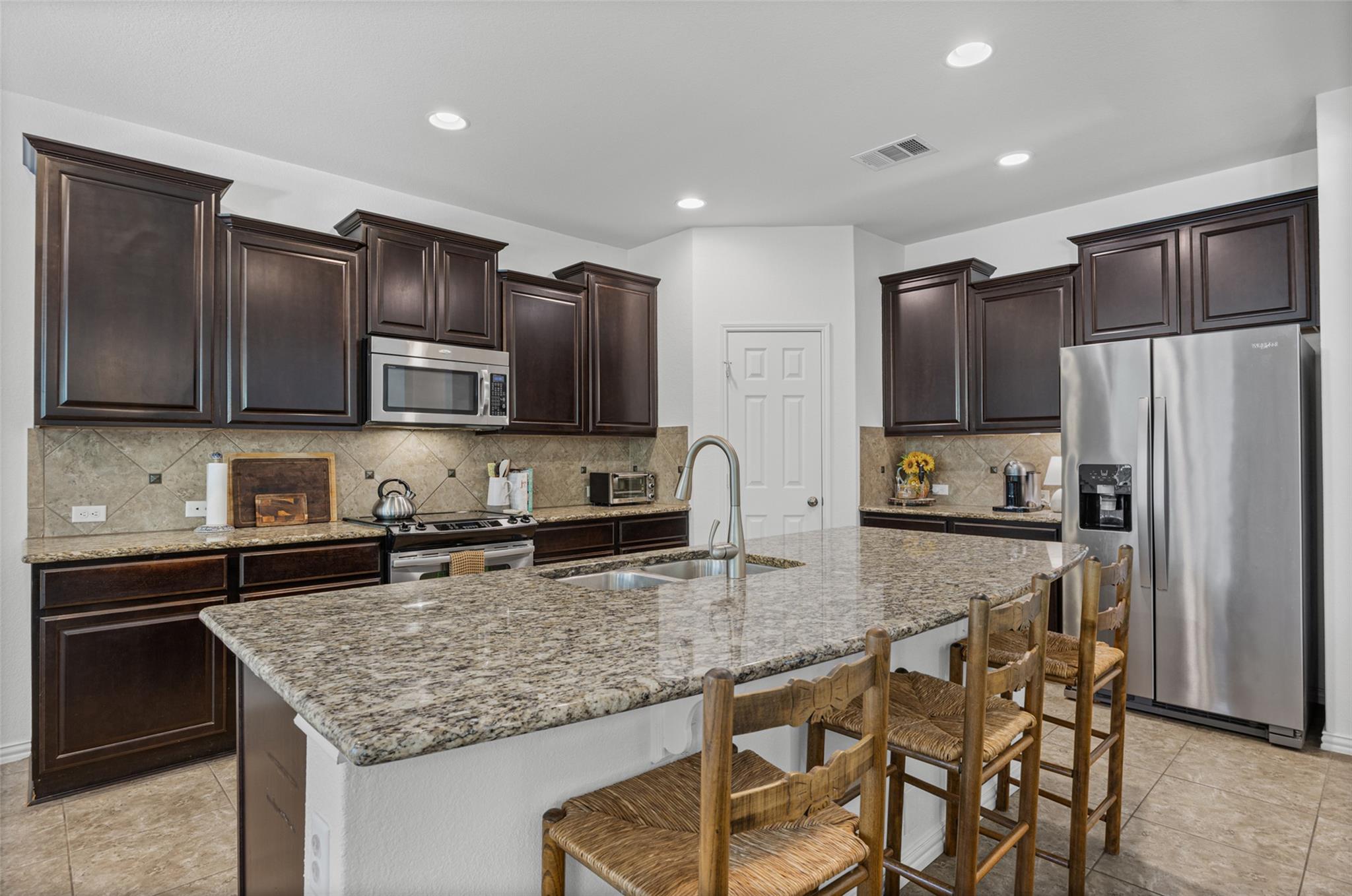 1408  Middlefield Ct, photo 8