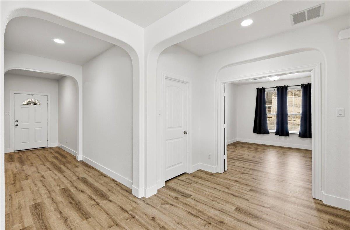 1113  Renaissance Trl, photo 12