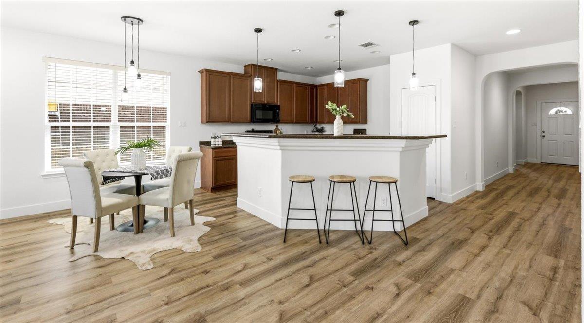 1113  Renaissance Trl, photo 6