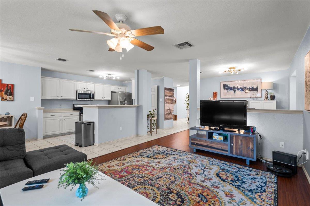 1512  Dillon Lake Bnd, photo 5