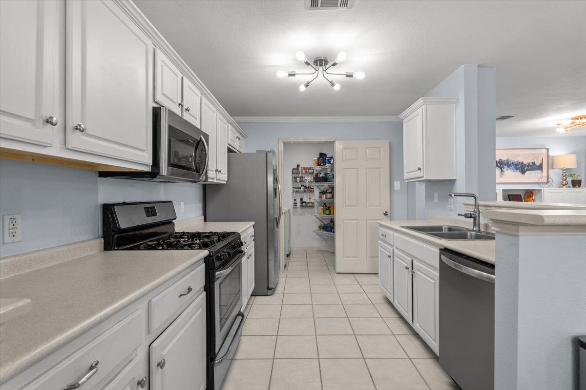 1512  Dillon Lake Bnd, photo 7